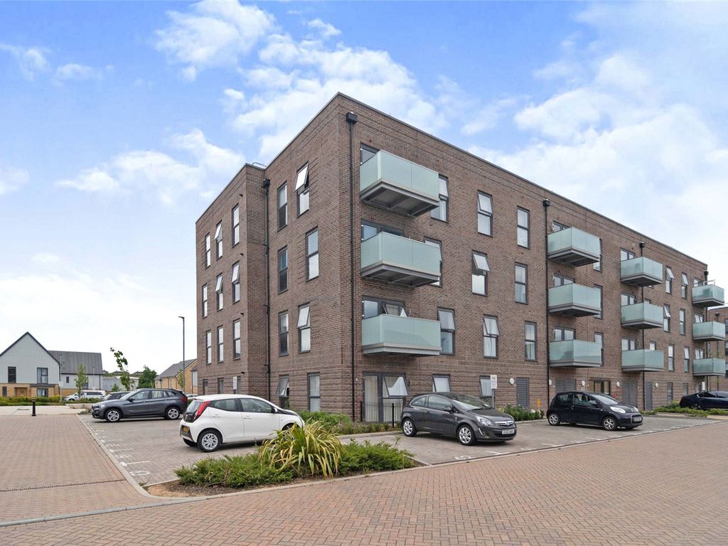 2 bed flat for sale in Colliford Road, West Thurrock, Grays, Essex RM20