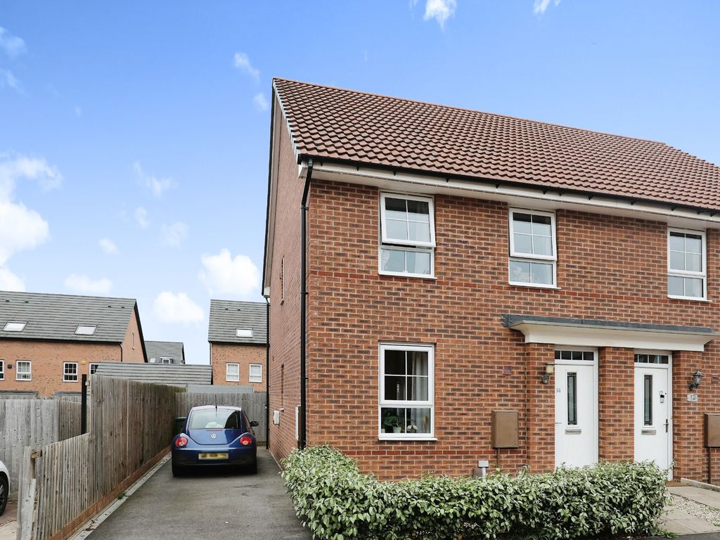 New home, 3 bed semidetached house for sale in Tomlinson Road, Warwick