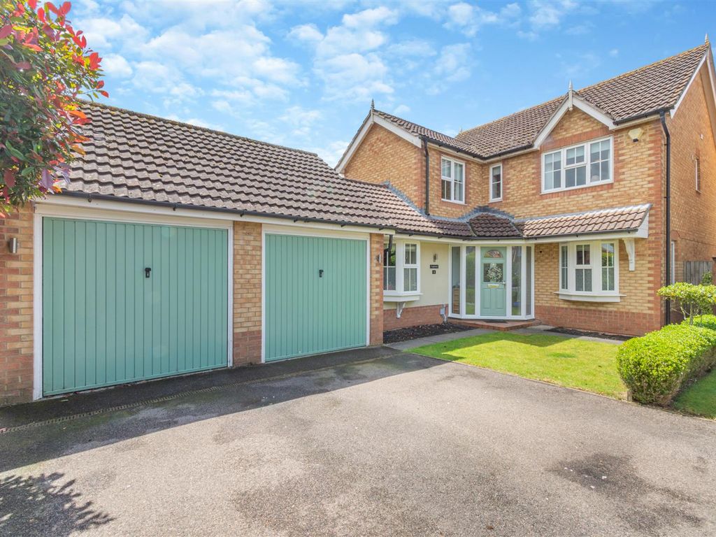 4 bed detached house for sale in Harling Close, Boughton Monchelsea