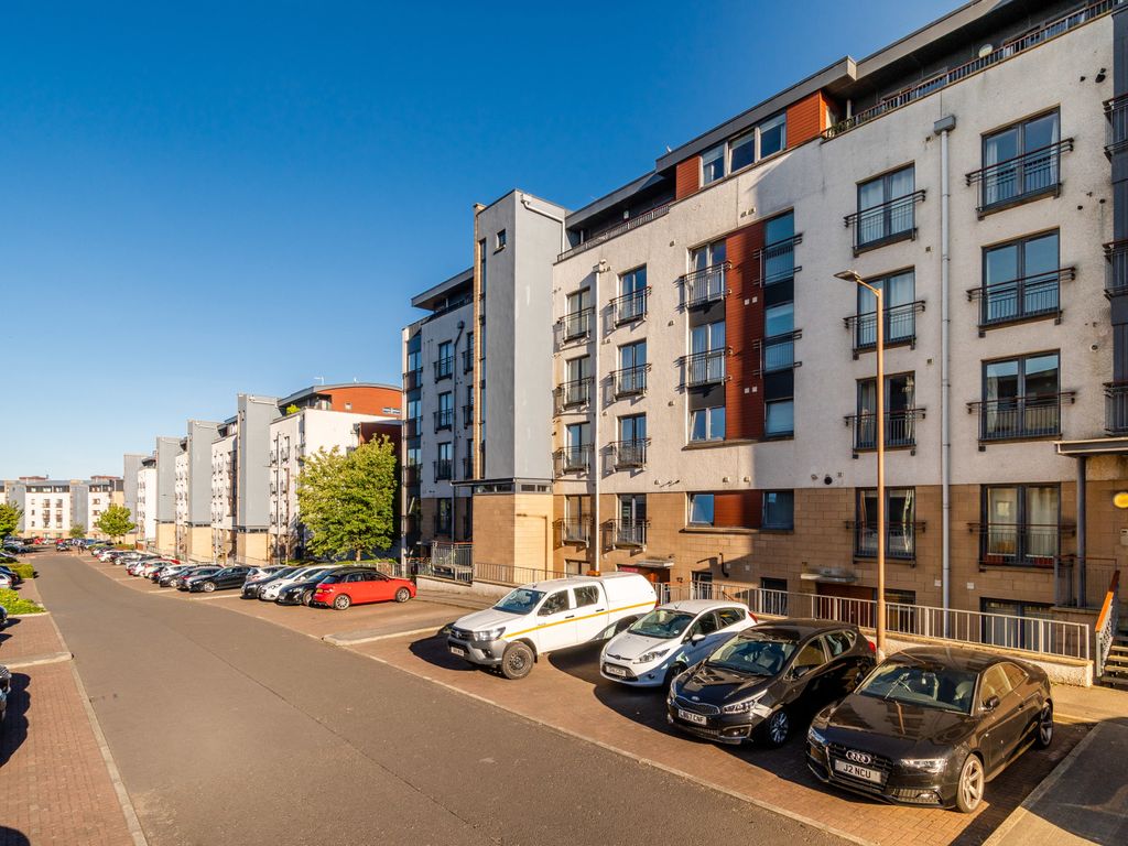 2 bed penthouse for sale in 11/14 East Pilton Farm Rigg, Fettes, Edinburgh EH5 Zoopla
