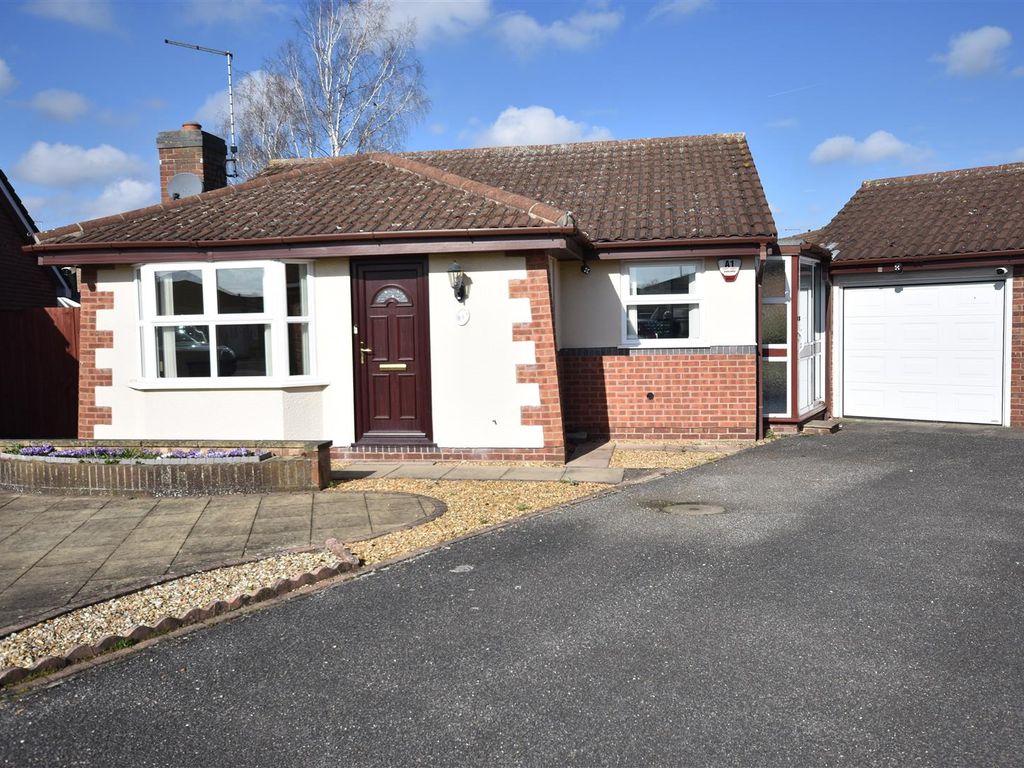 2 bed detached bungalow for sale in Honeysuckle Close, New Balderton