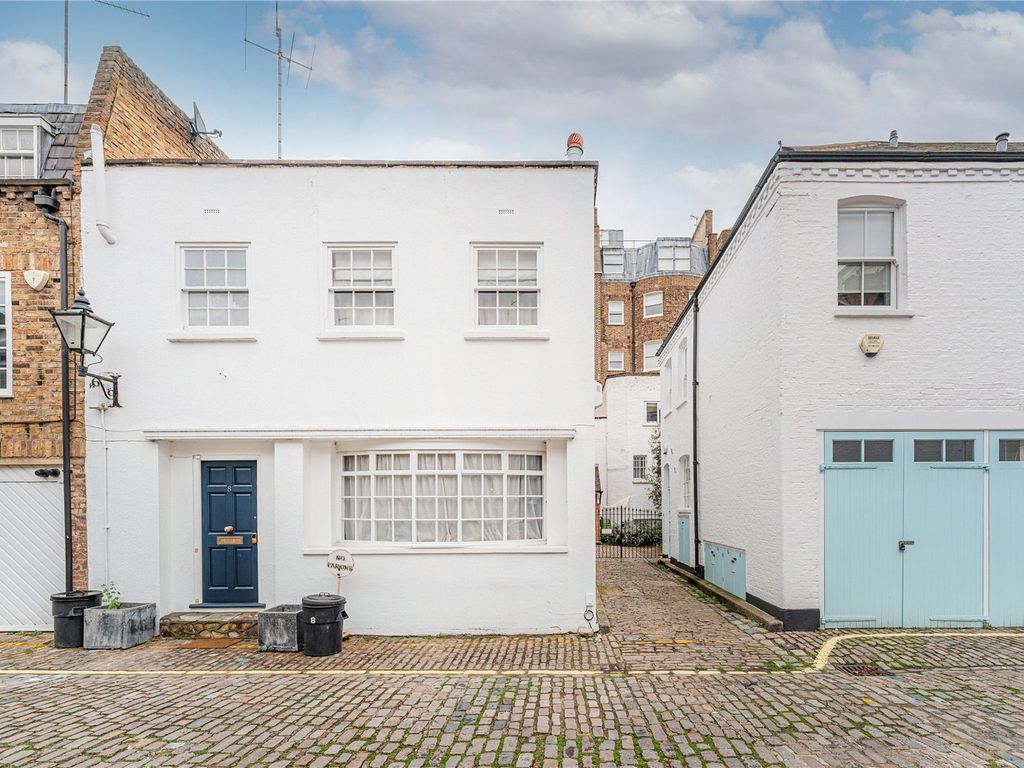 3 bed detached house for sale in Montagu Mews North, Marylebone W1H