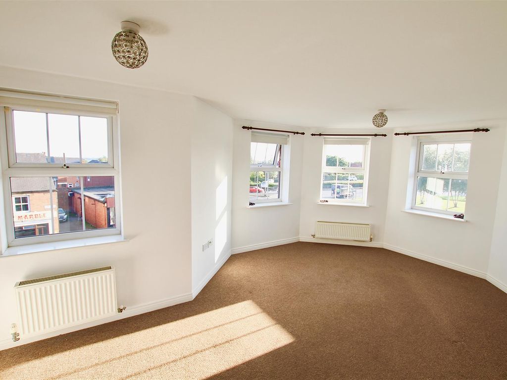 2 bed flat for sale in Park Road, Ilkeston DE7, £100,000 Zoopla