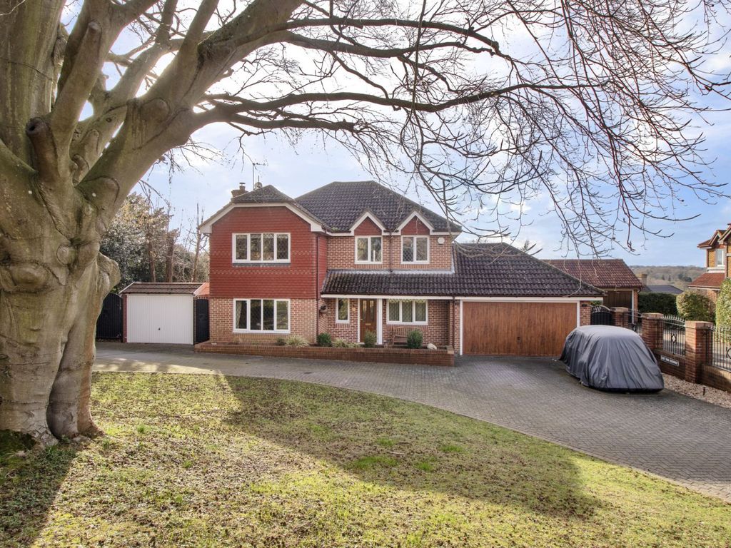 4 bed detached house for sale in Garrow, Longfield DA3, £900,000 Zoopla