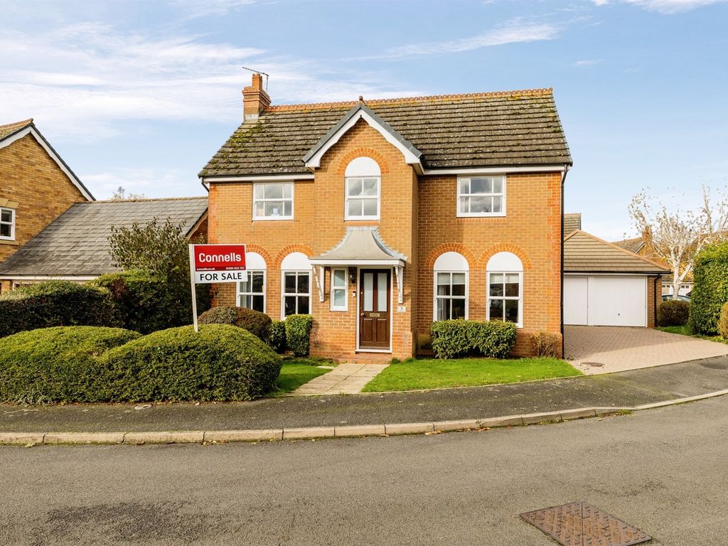 Jones Close, Brackley NN13