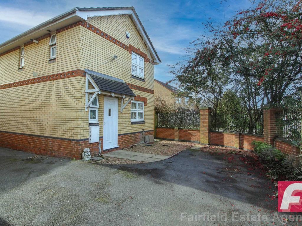 3 bed detached house for sale in Cherry Hills, South Oxhey WD19, £
