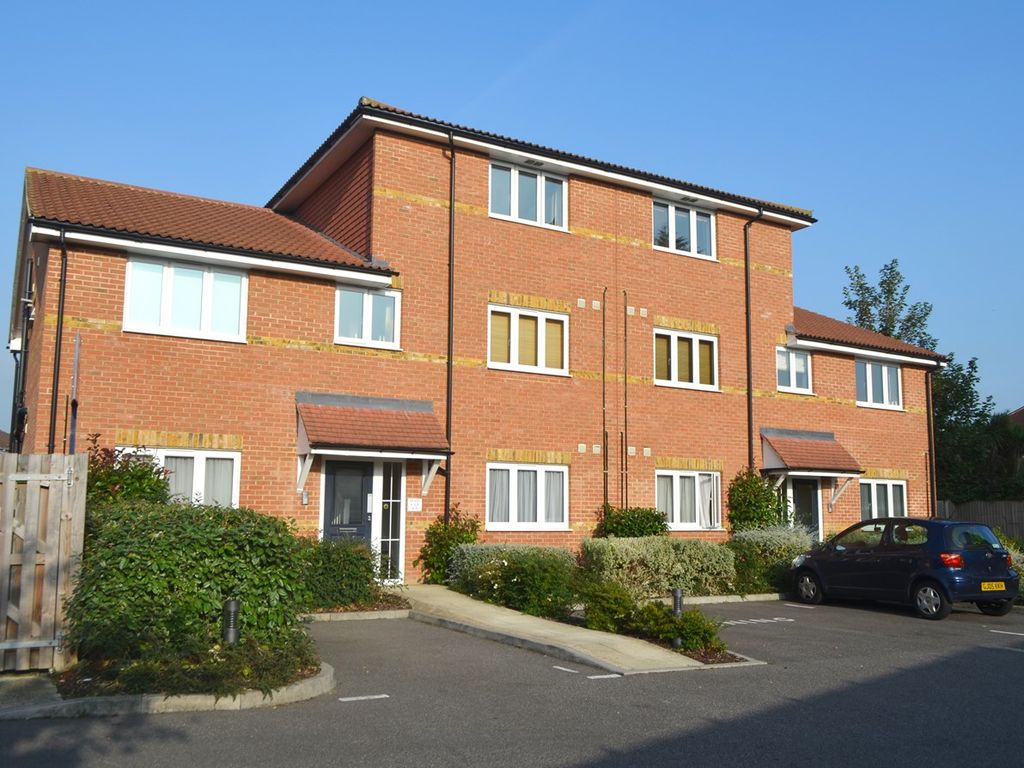 1 bed flat to rent in Ryland Close, Feltham TW13, £1,000 pcm Zoopla