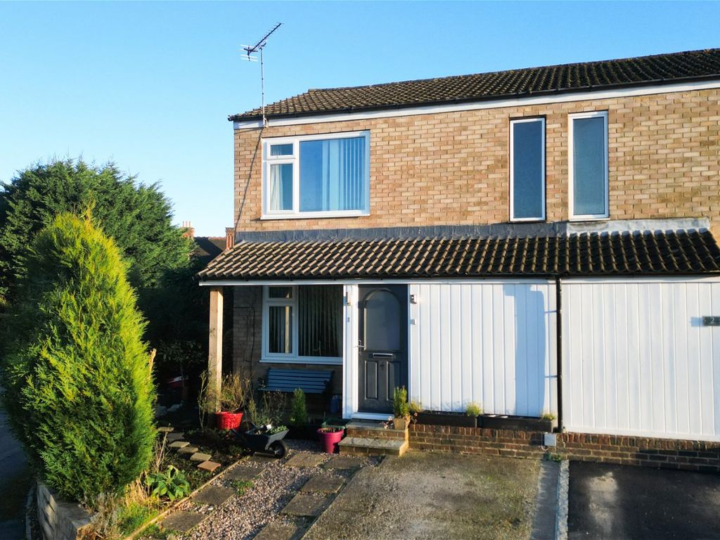 2 bed semidetached house for sale in Fairview, Hawkhurst, Cranbrook