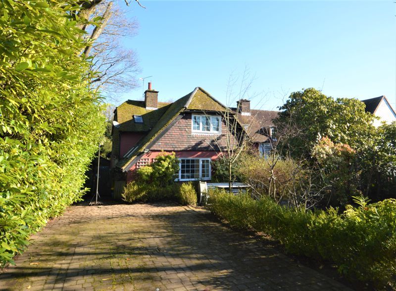 4 bed property for sale in Beech Lane, Grayshott, Hindhead GU26 Zoopla