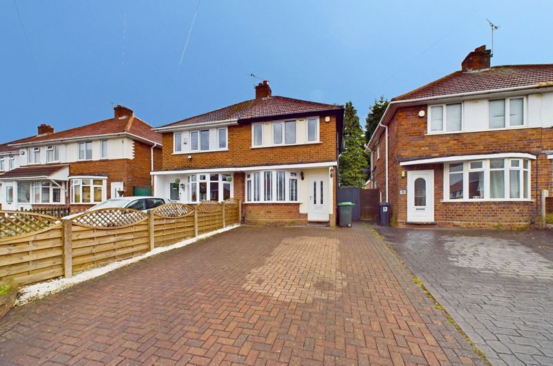 2 bed semidetached house to rent in Aston Road, Tividale, Oldbury B69