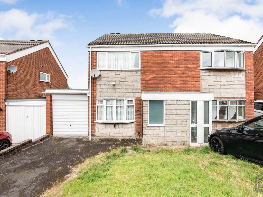 3 bed semidetached house for sale in Raby Close, Oldbury B69, £139,000