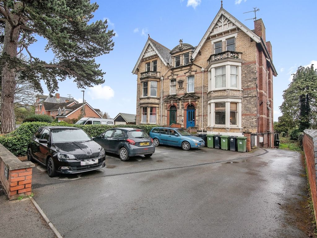 1 bed flat for sale in Bodenham Road, Hereford HR1 Zoopla