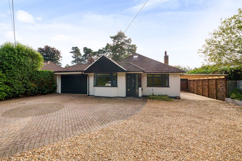 4 bed detached house for sale in Grayshott Road, Headley Down, Bordon