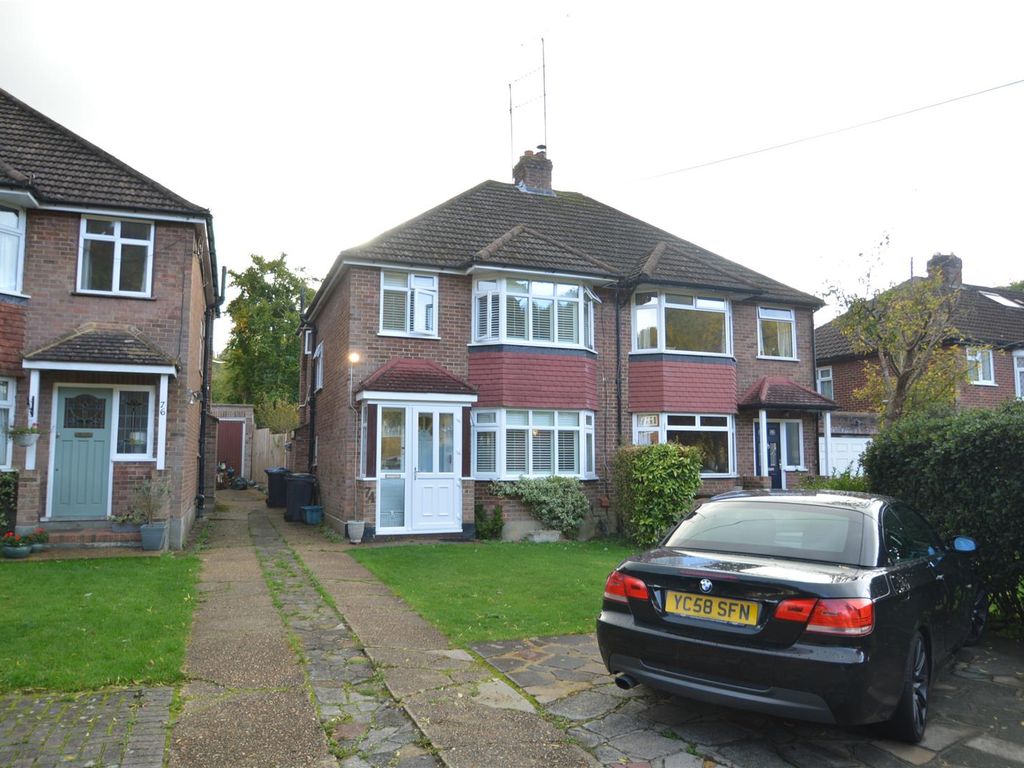 3 bed property for sale in Caterham Drive, Old Coulsdon, Coulsdon CR5