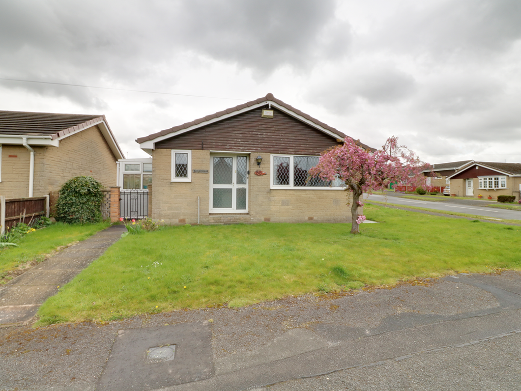 3 bed bungalow for sale in Barrow Road, BartonUponHumber DN18 Zoopla