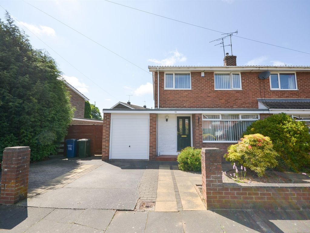 3 bed semidetached house for sale in Farne Avenue, Gosforth, Newcastle