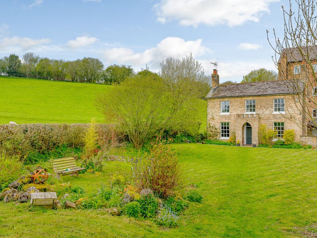 4 bed linkdetached house for sale in CoedYGo, Oswestry, Shropshire