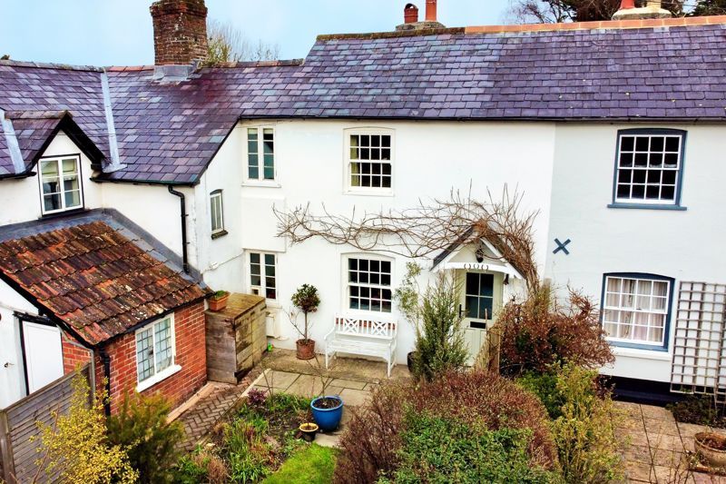 2 bed cottage for sale in High Street, Child Okeford DT11 Zoopla