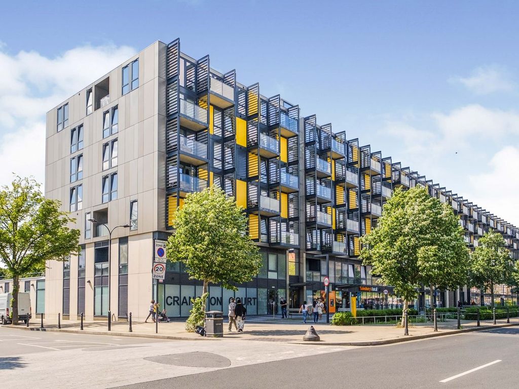 Bloemfontein Road, Shepherds Bush W12