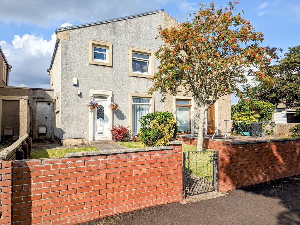 3 bed semidetached house for sale in Ardneil Court, Ardrossan KA22, £