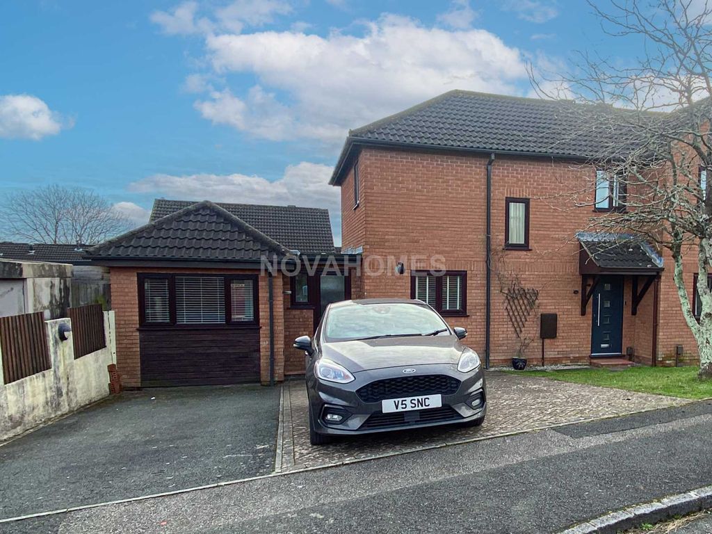 4 bed semidetached house for sale in Woodend Road, Woolwell PL6, £