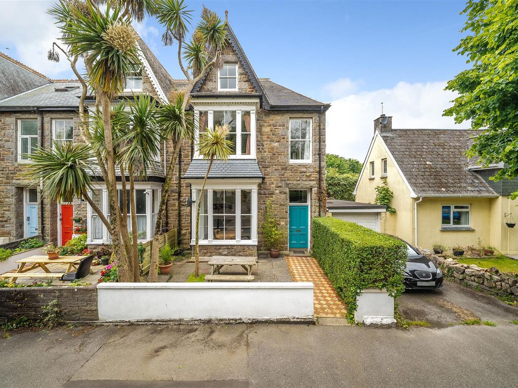 10 bed end terrace house for sale in Alexandra Road, Penzance TR18, £