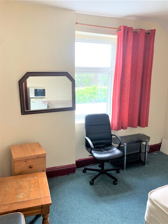 Room to rent in Clive Street, Cardiff CF11 Zoopla