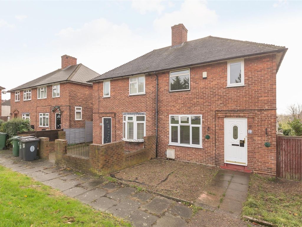 3 bed semidetached house to rent in Wittenham Way, Chingford E4, £