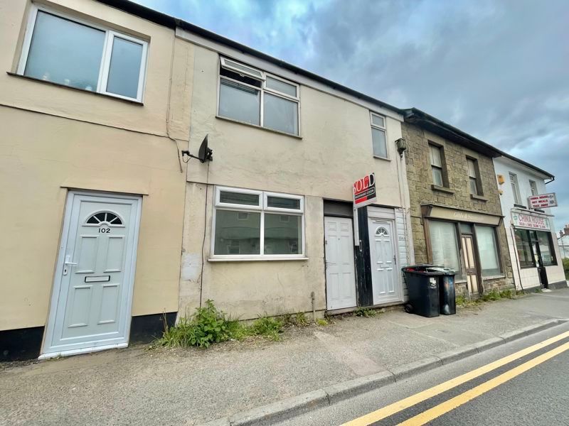 2 bed flat to rent in High Street, Cinderford GL14, £550 pcm Zoopla