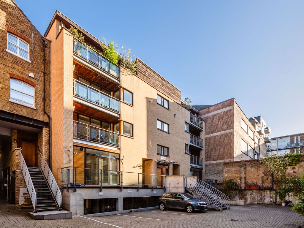 2 bed for sale in Sarah Place, De Beauvoir Town E8 Zoopla