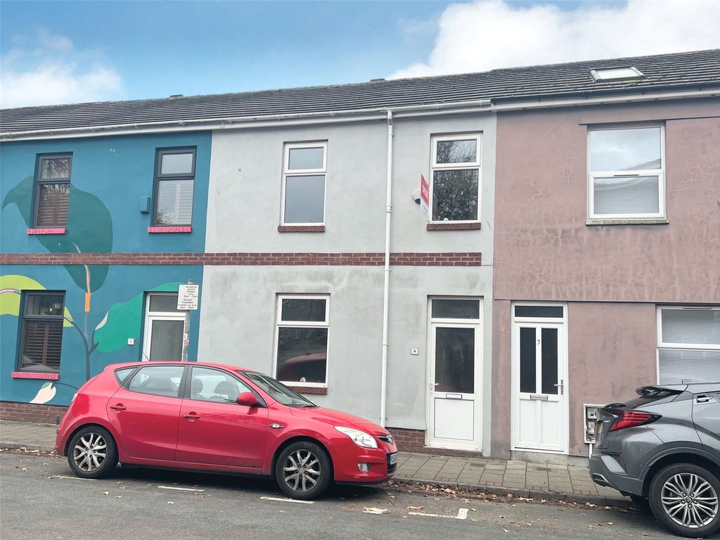 3 bed terraced house for sale in Elm Street, Cardiff CF24 Zoopla