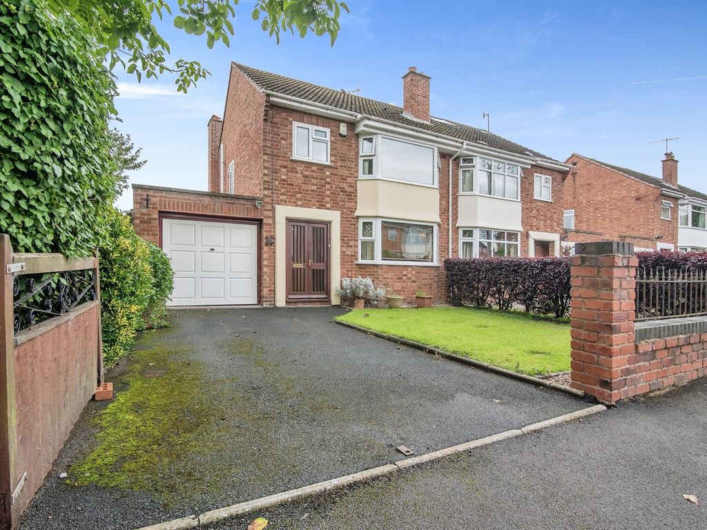 3 bed semidetached house for sale in Vivian Avenue, Rushwick