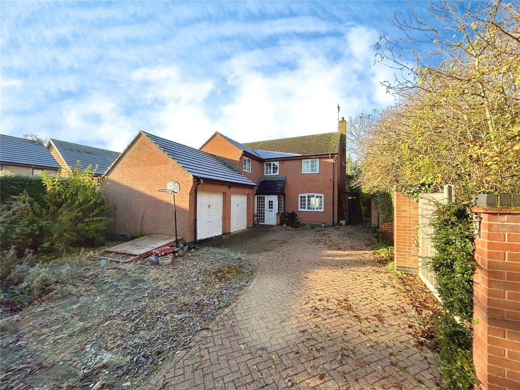 4 bed detached house for sale in Edward Drive, Glen Parva, Leicester