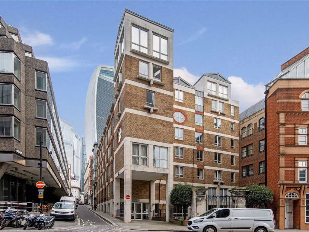 Monument Street London EC3R  