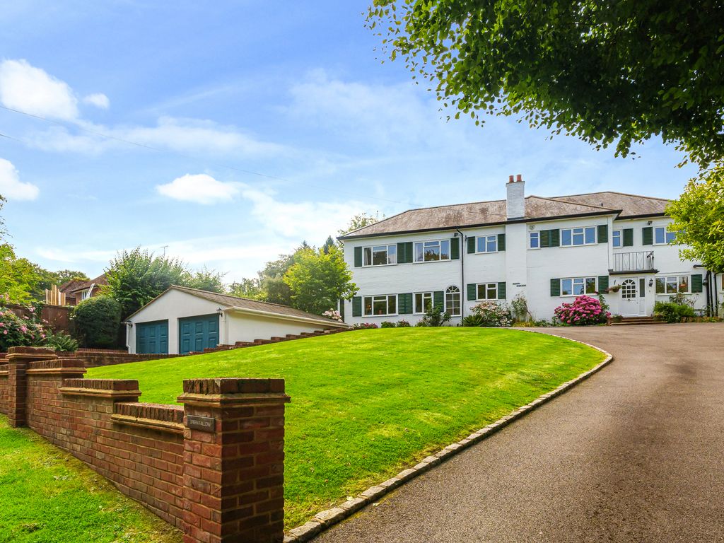 5 bed detached house for sale in Bury Rise, Bovingdon HP3, £1,600,000