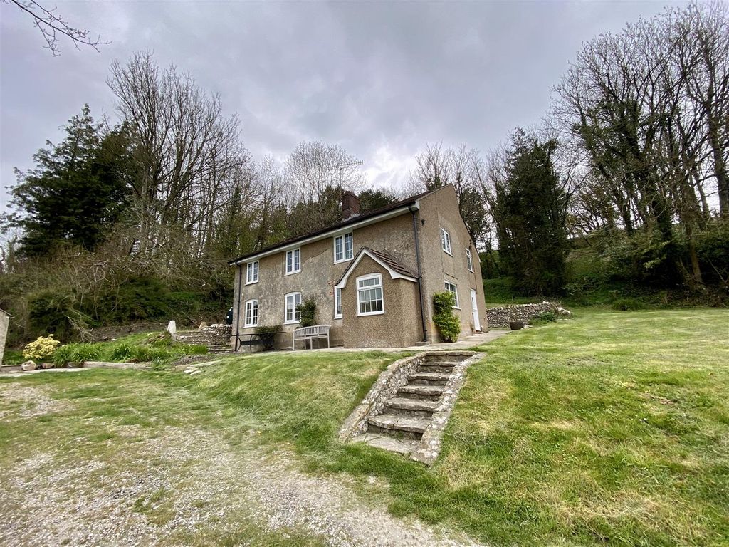 4 bed detached house to rent in Compton Valence, Dorchester, Dorset DT2