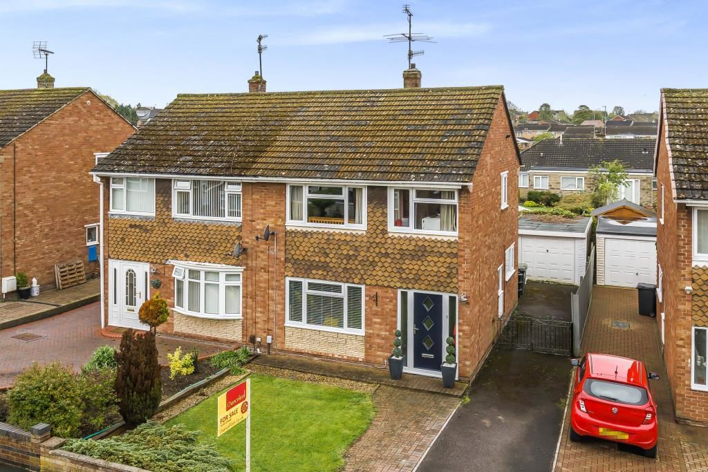 3 bed semidetached house for sale in Avenue, Swindon SN25 Zoopla