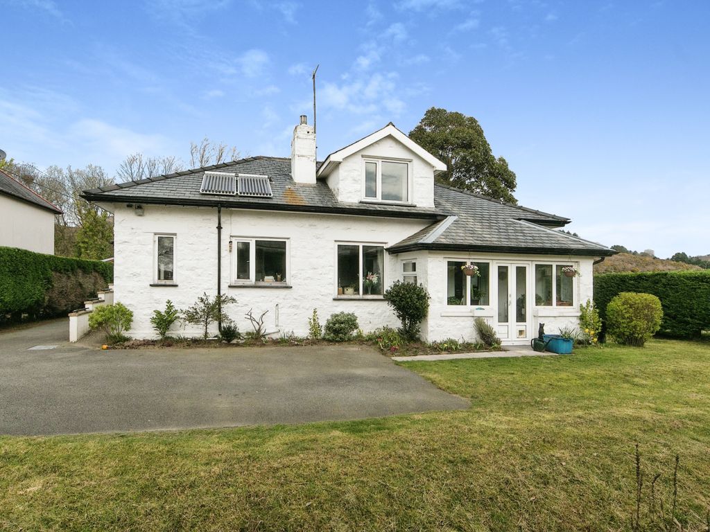 3 bed bungalow for sale in Morfa Bychan, Porthmadog, Gwynedd LL49 Zoopla