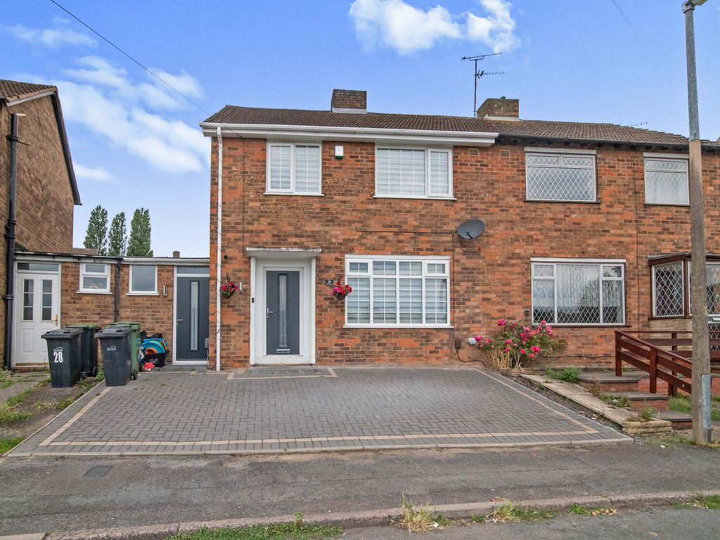 3 bed semidetached house for sale in Ash Green, Dudley DY1 Zoopla