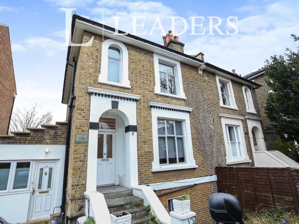 Room to rent in Devonshire Road, Forest Hill SE23, £900 pcm Zoopla