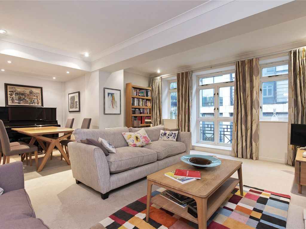 2 bed flat to rent in Pemberton House, 7 Pemberton Row, Clerkenwell