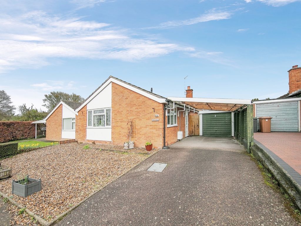 2 bed detached bungalow for sale in Springfield Road, Lower Somersham