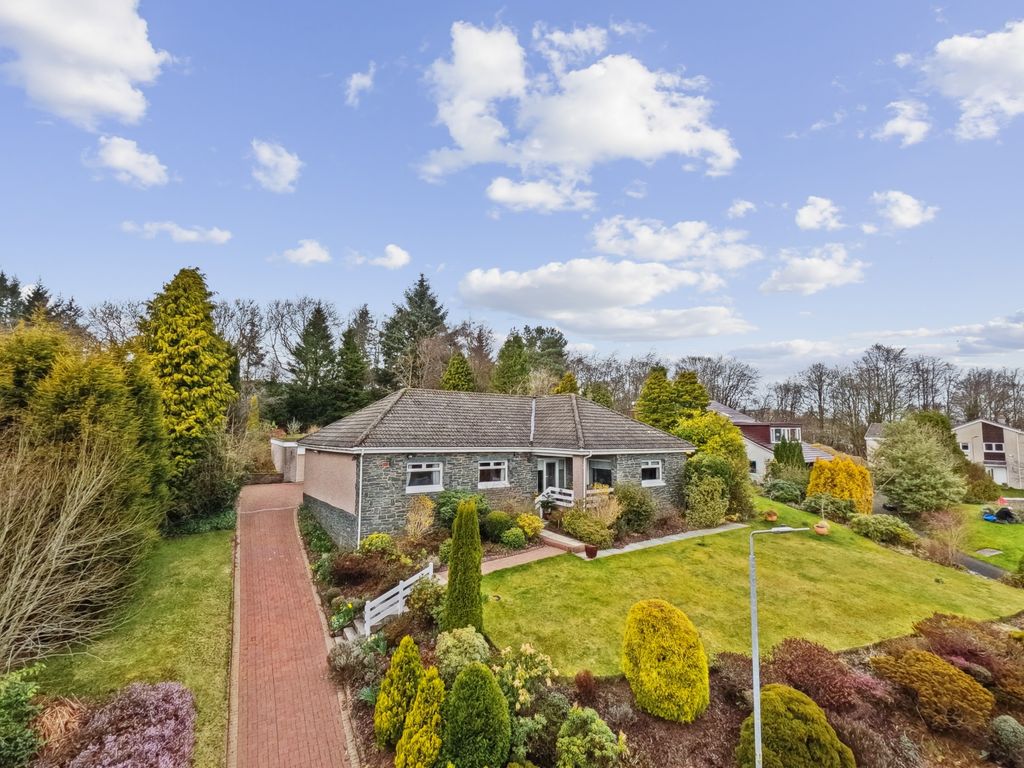 5 bed detached bungalow for sale in Glen Quoich, Calderglen, East