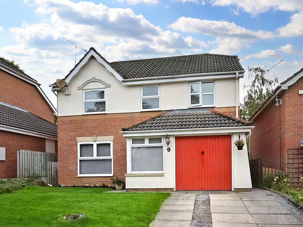 4 bed detached house for sale in Woodlea Park, Meanwood, Leeds, West