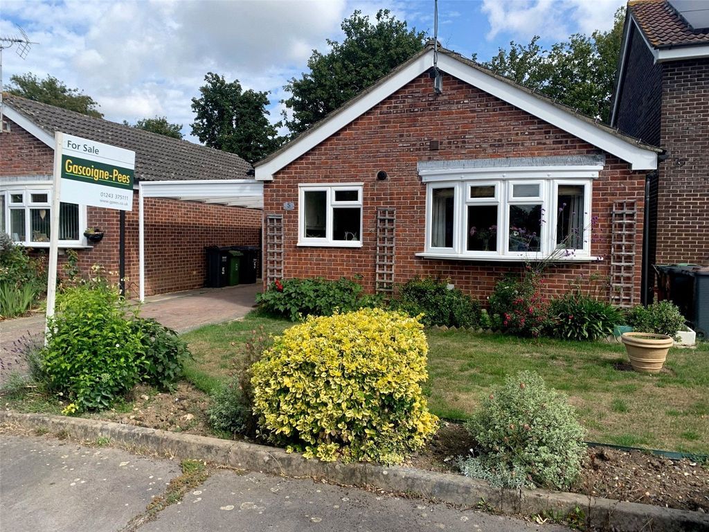 2 bed bungalow for sale in Barwell Grove, Emsworth PO10, £270,000 Zoopla