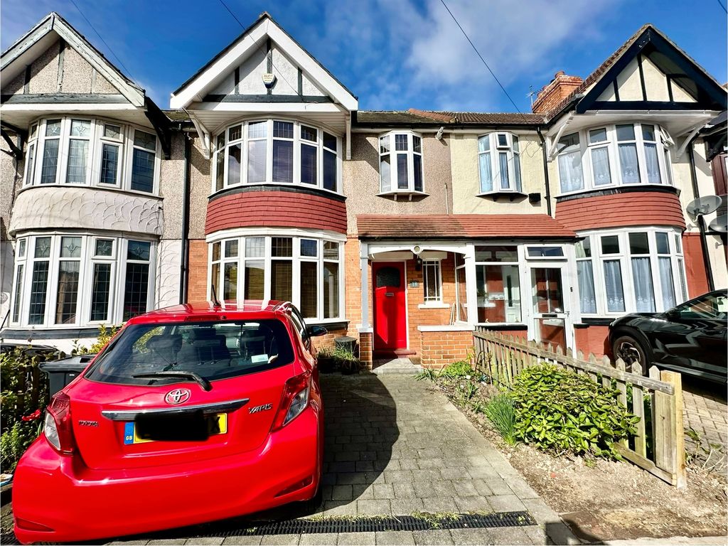 3 bed terraced house for sale in Thurlestone Avenue, Ilford IG3, £