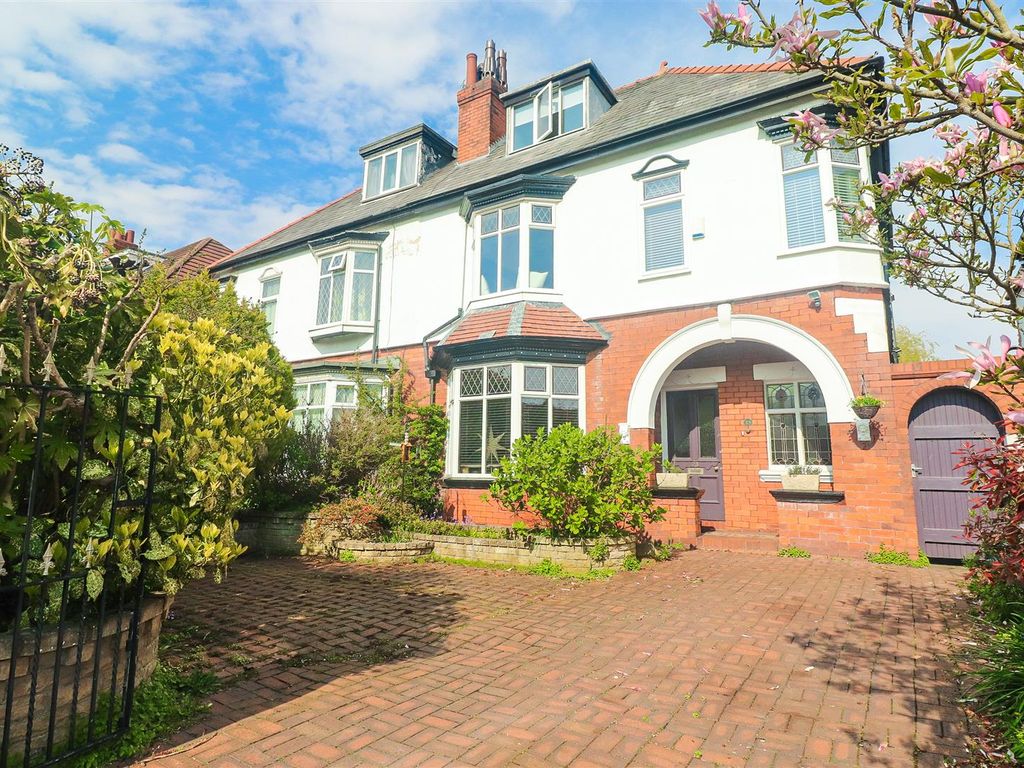5 bed semidetached house for sale in Melling Road, Southport PR9 Zoopla