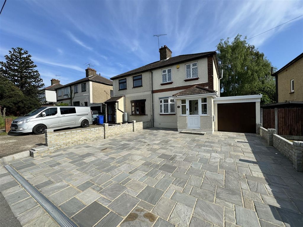 2 bed semidetached house for sale in Warren Terrace, Arterial Road