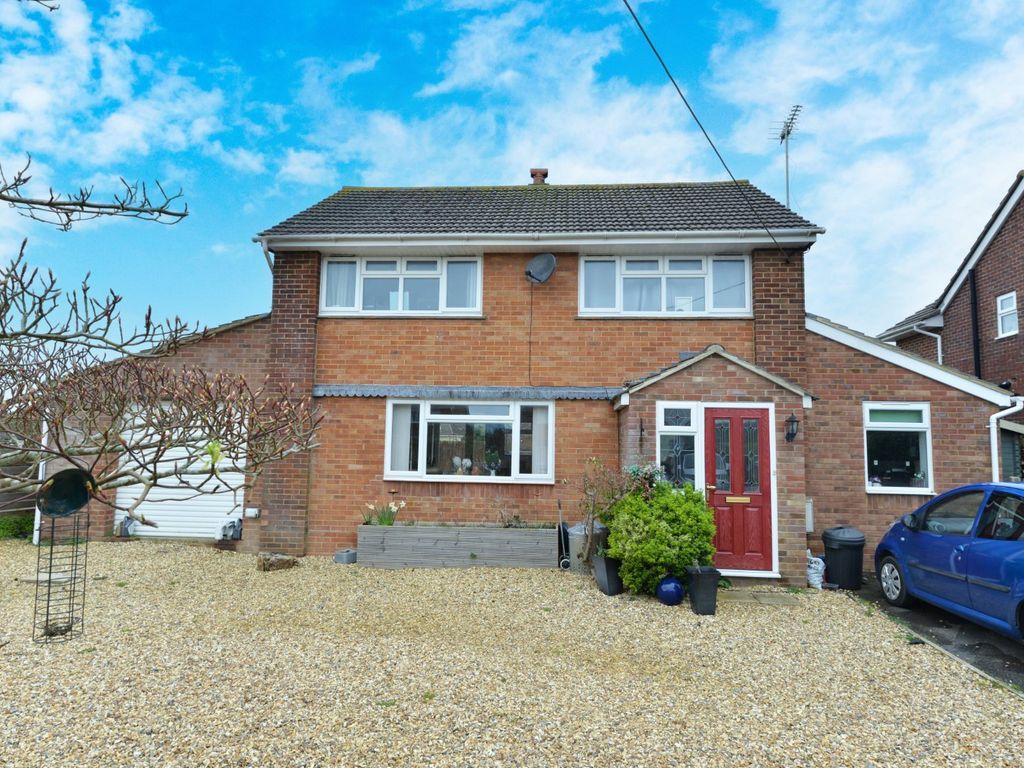 3 bed detached house for sale in Barton Drive, Barton On Sea, New
