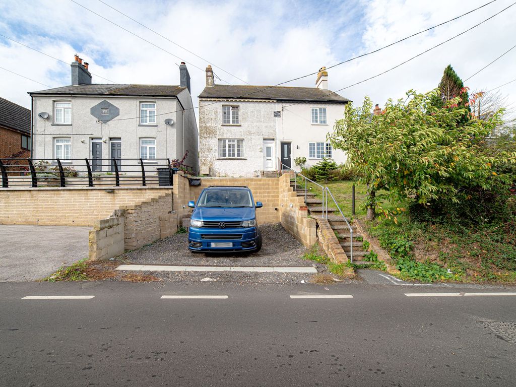 2 bed semidetached house for sale in Wigmore Lane, Eythorne CT15, £